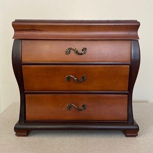 Cute wooden jewelry box